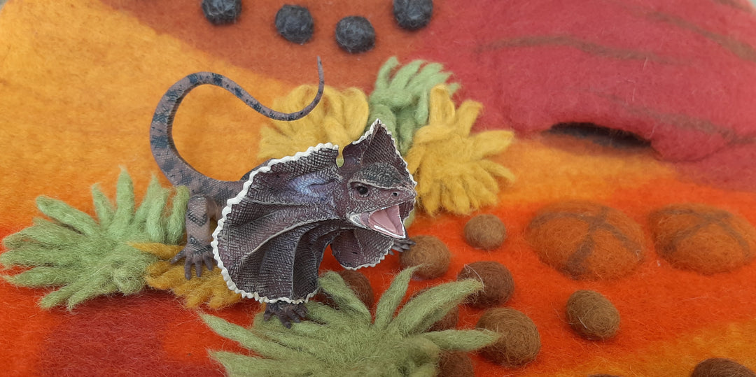 CollectA Australia Frill Neck Lizard Native Animal Wildlife dragon Outback