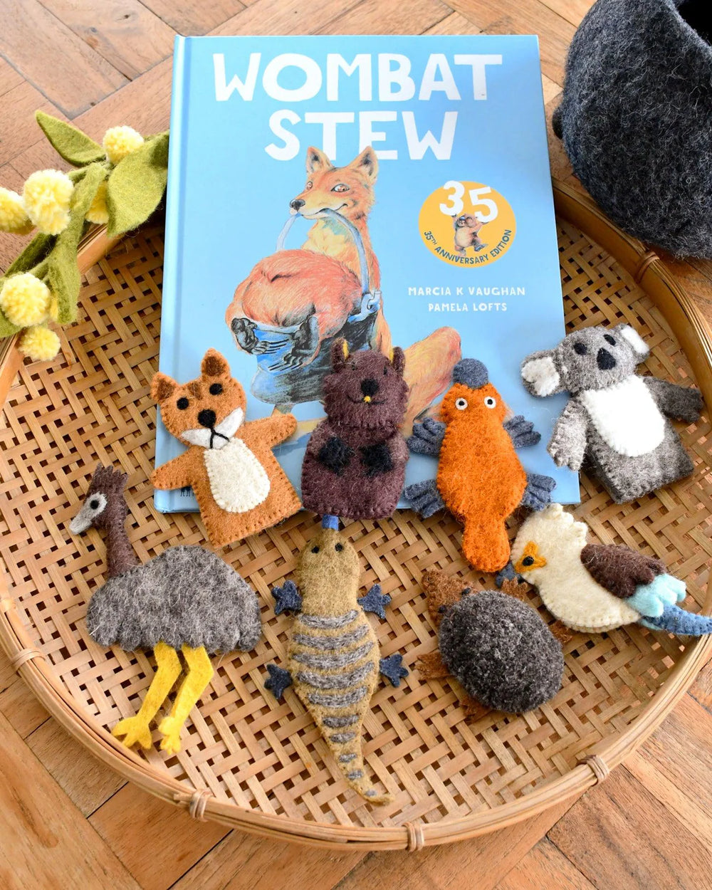 Australia finger puppets wombat stew puppet toys storytime teacher resource early learning 