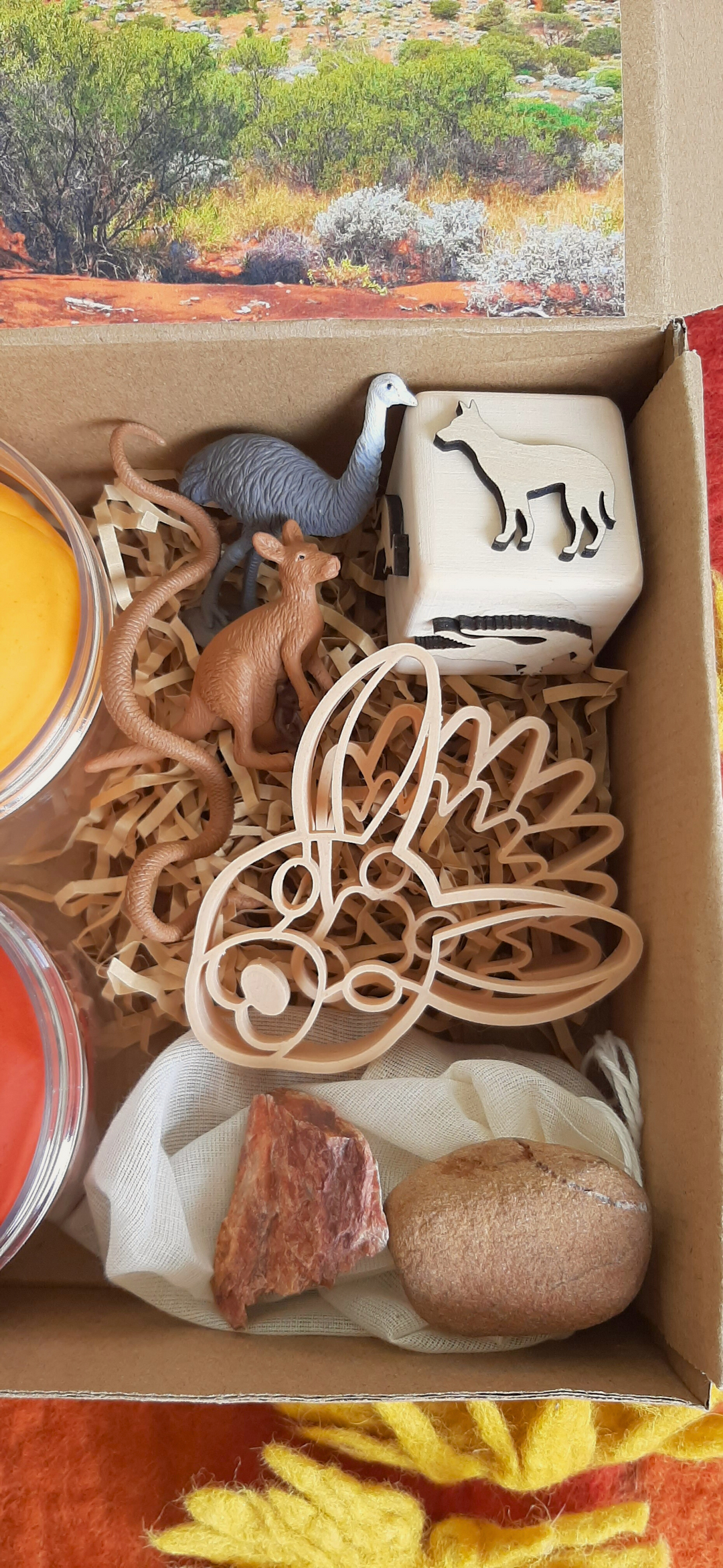 Australian Habitat Playdough Kit - Outback Adventure. NEW! Includes Dough, Cutters, Stamp, & Animals.