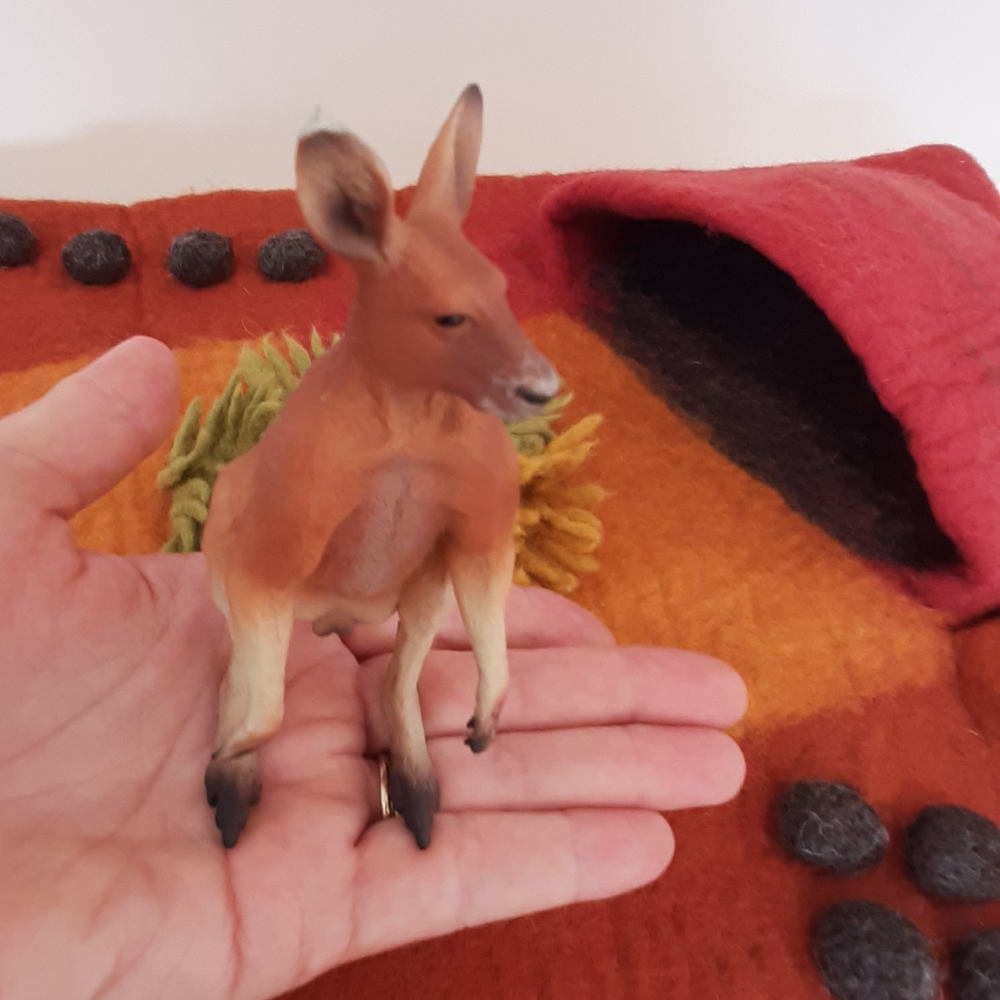 lifelike model red kangaroo male Australia toy collectible Schleich